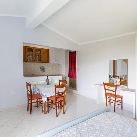 Apartment With A Parking Space Brsec, Opatija - 7796 *